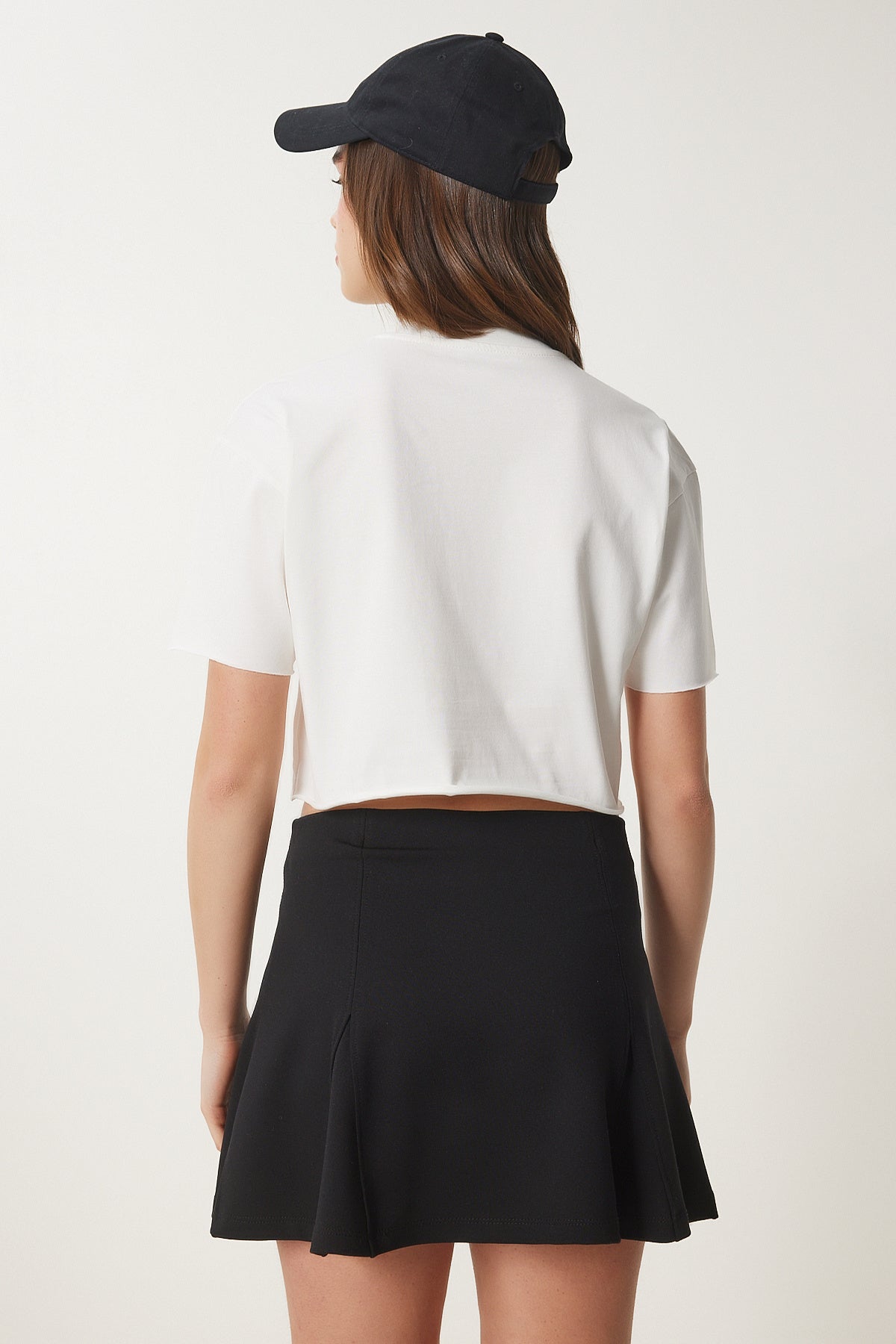 Beyaz Pamuklu Crop Örme T-Shirt CR00443
