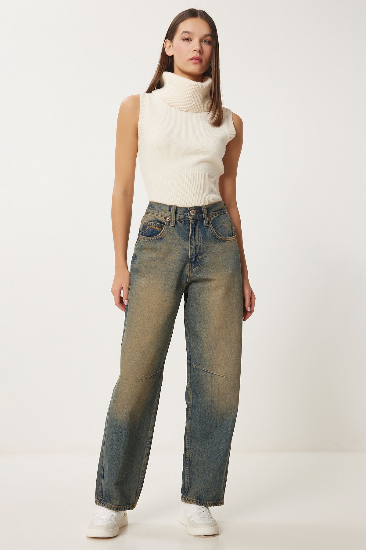 Koyu Mavi Yüksek Bel Soluk Efektli Baggy Jeans UT00027