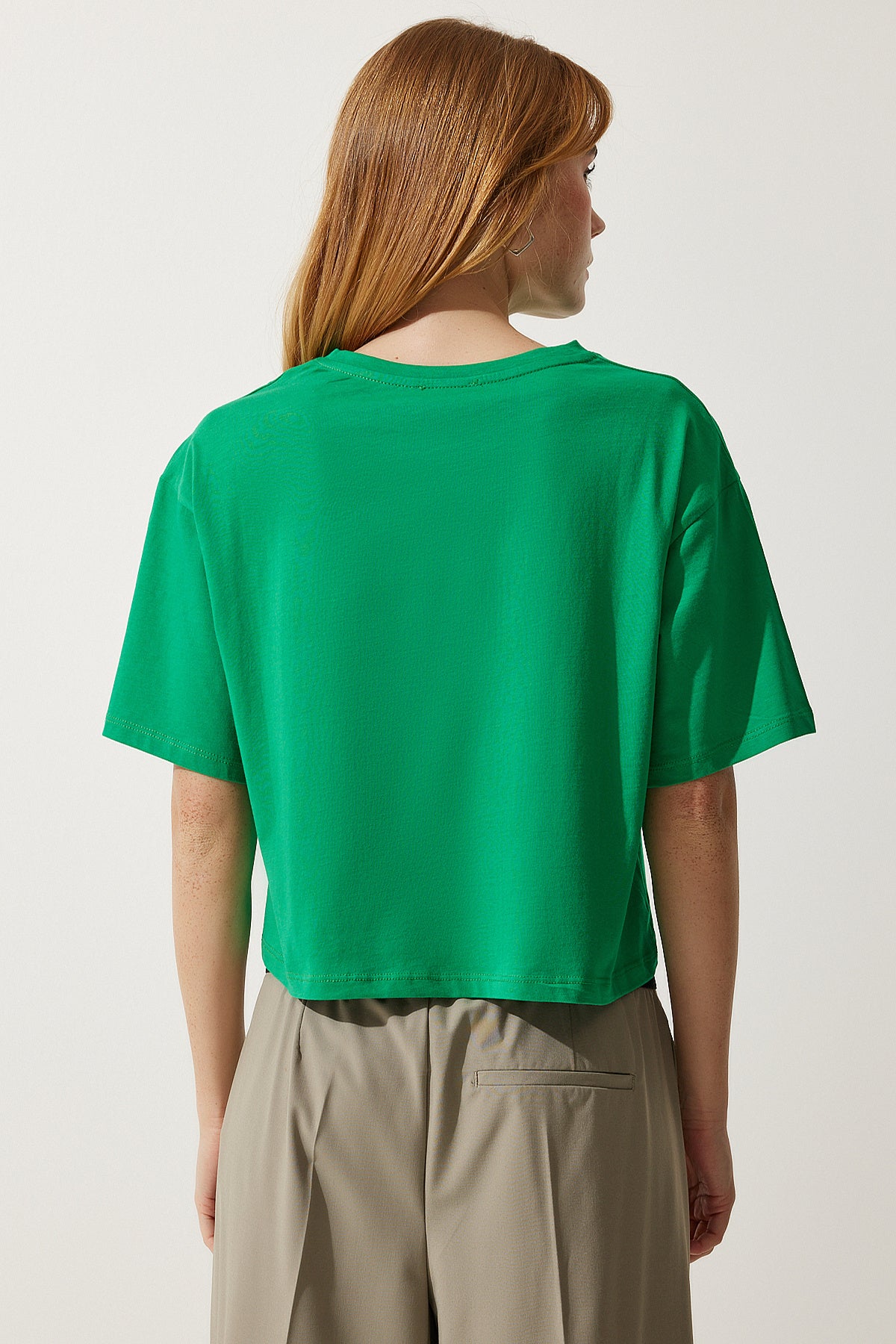 Yeşil Ayıcık Armalı Crop Örme T-Shirt HF00456