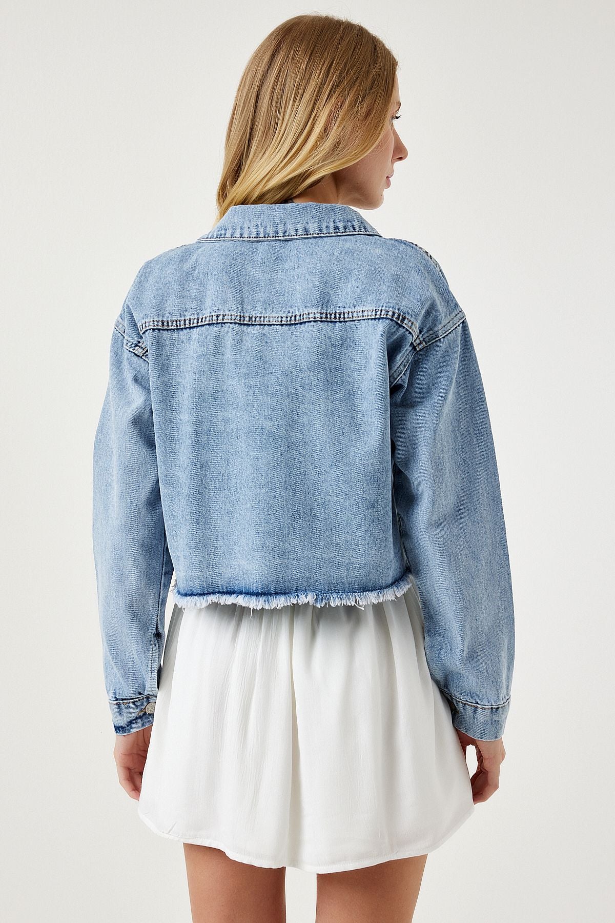 Açık Mavi Püskül Detaylı Denim Crop Ceket RV00159