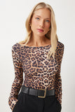 Siyah Bej Leopar Desenli Çıtçıtlı Dokuma Bluz YK00084