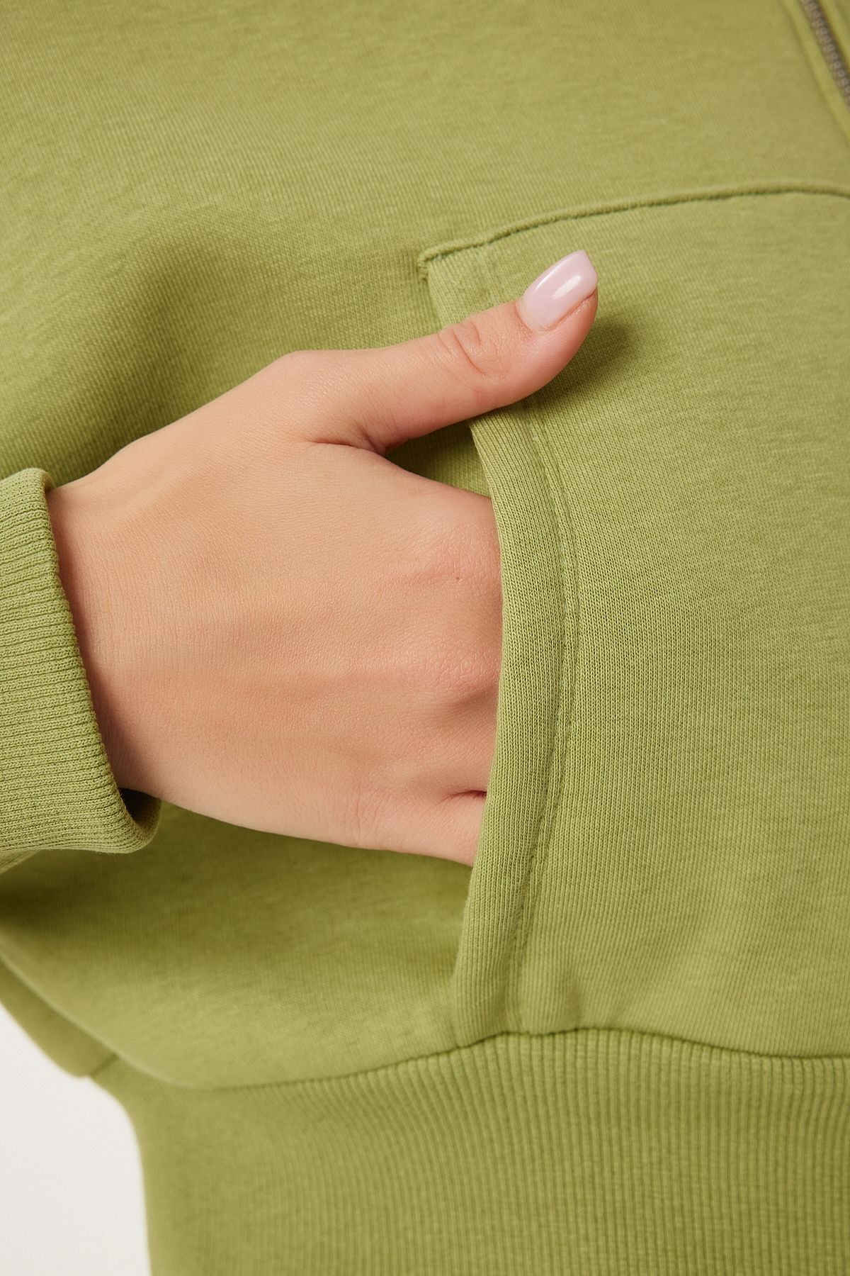 Fıstık Yeşili Kapüşonlu Şardonlu Fermuarlı Sweatshirt OW00051