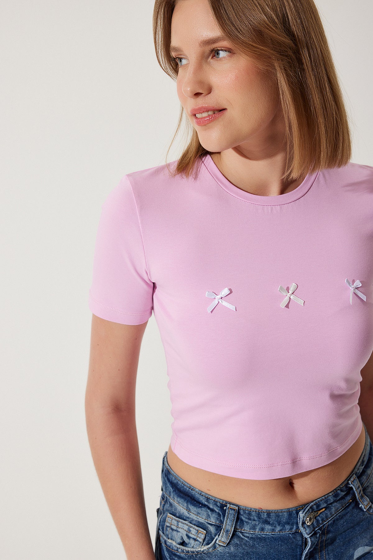 Pembe Fiyonk Detaylı Crop T-Shirt MC00279