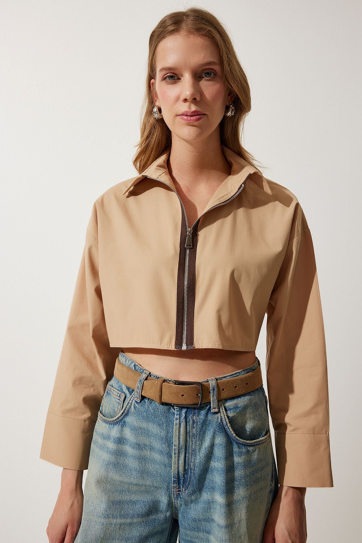 Kum Fermuarlı Poplin Crop Gömlek WF00067