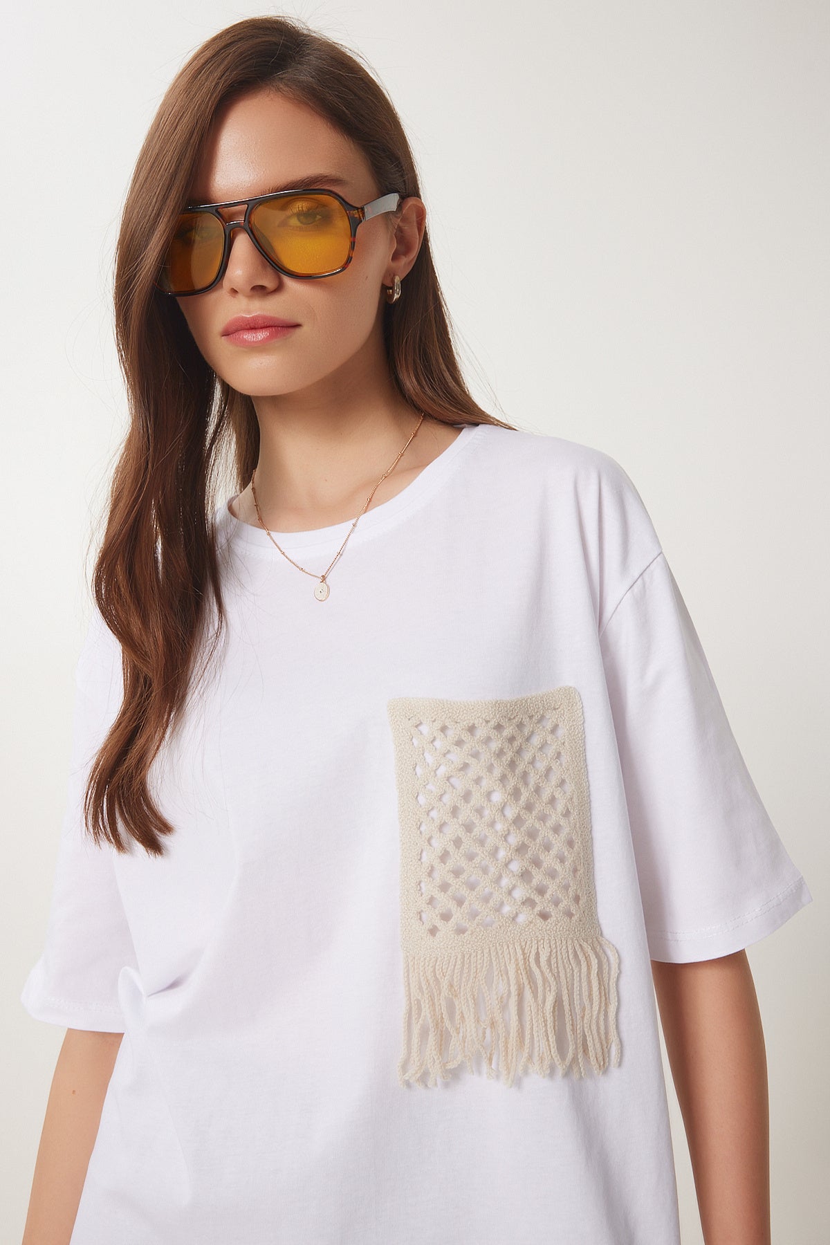 Beyaz Oversize Nakış Cepli Örme T-Shirt ZV00277