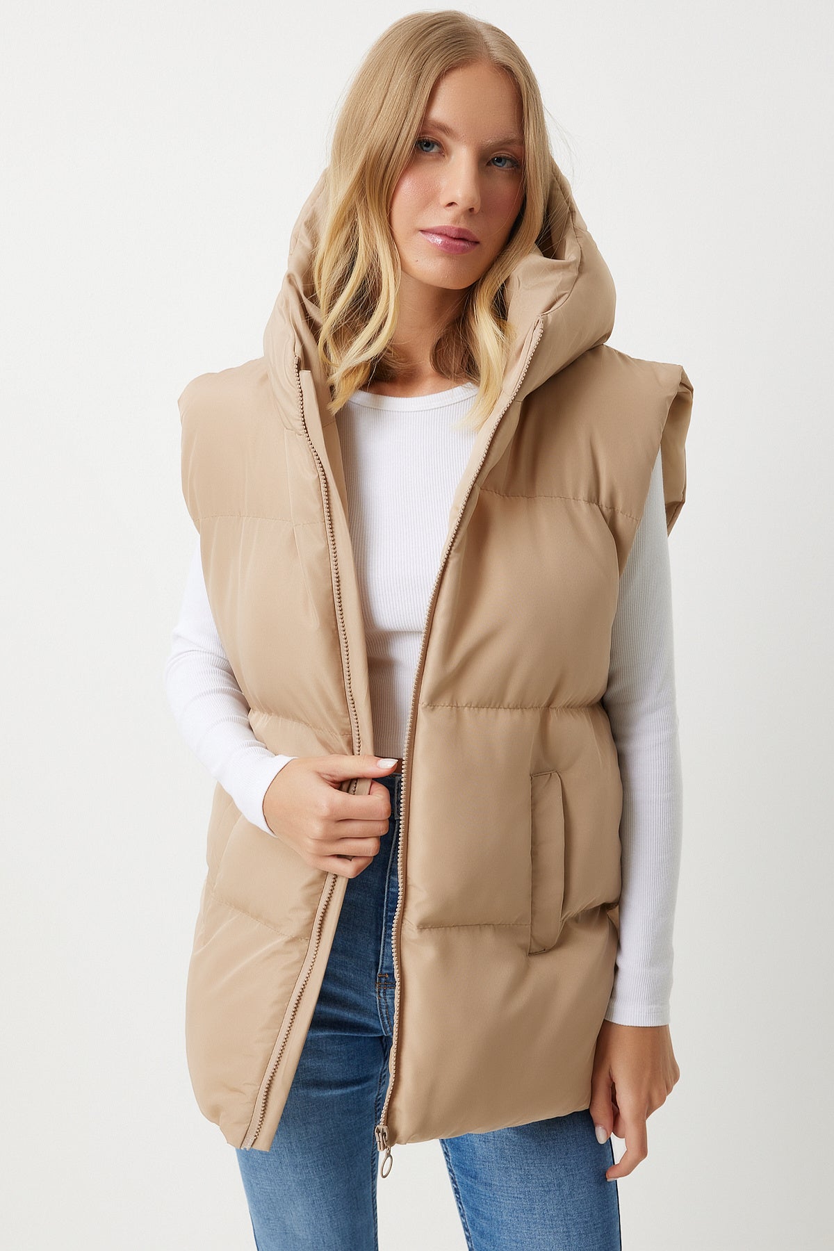 Krem Kapüşonlu Oversize Şişme Yelek MK00176