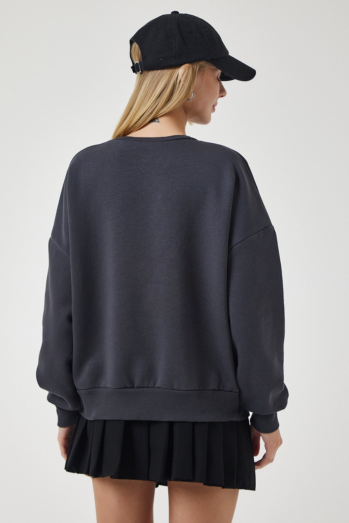 Antrasit Yıldız İşlemeli Şardonlu Örme Sweatshirt UB00237