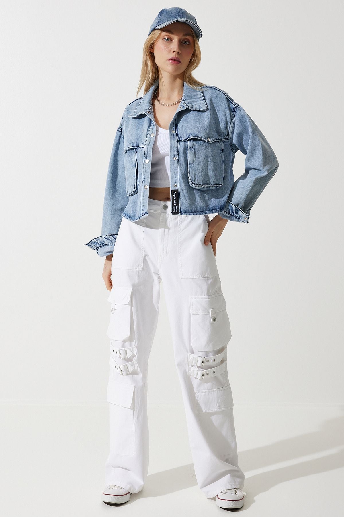 Orta Mavi Geniş Cepli Denim Ceket RV00187