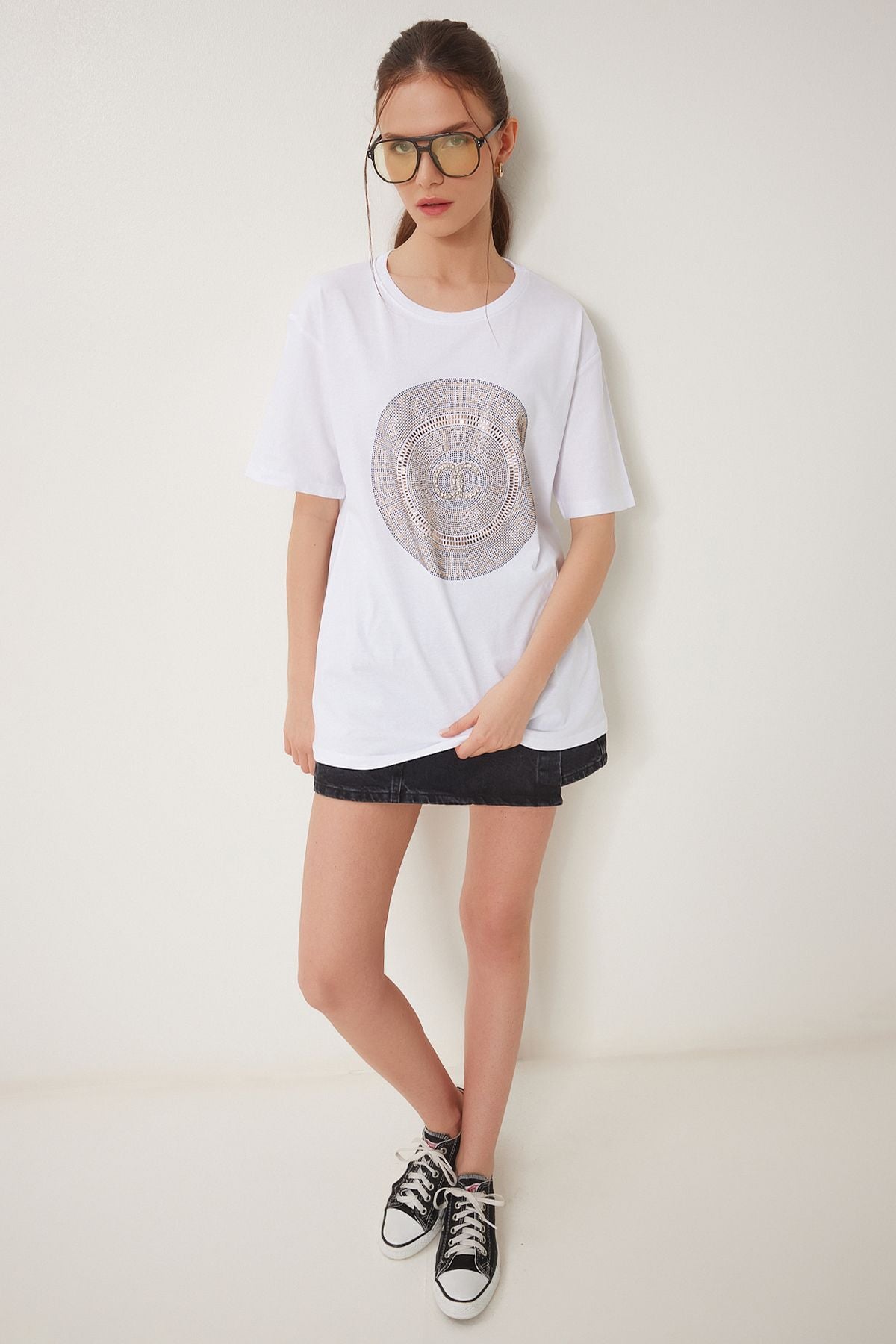 Beyaz Şık Taşlı Örme T-Shirt BW00005