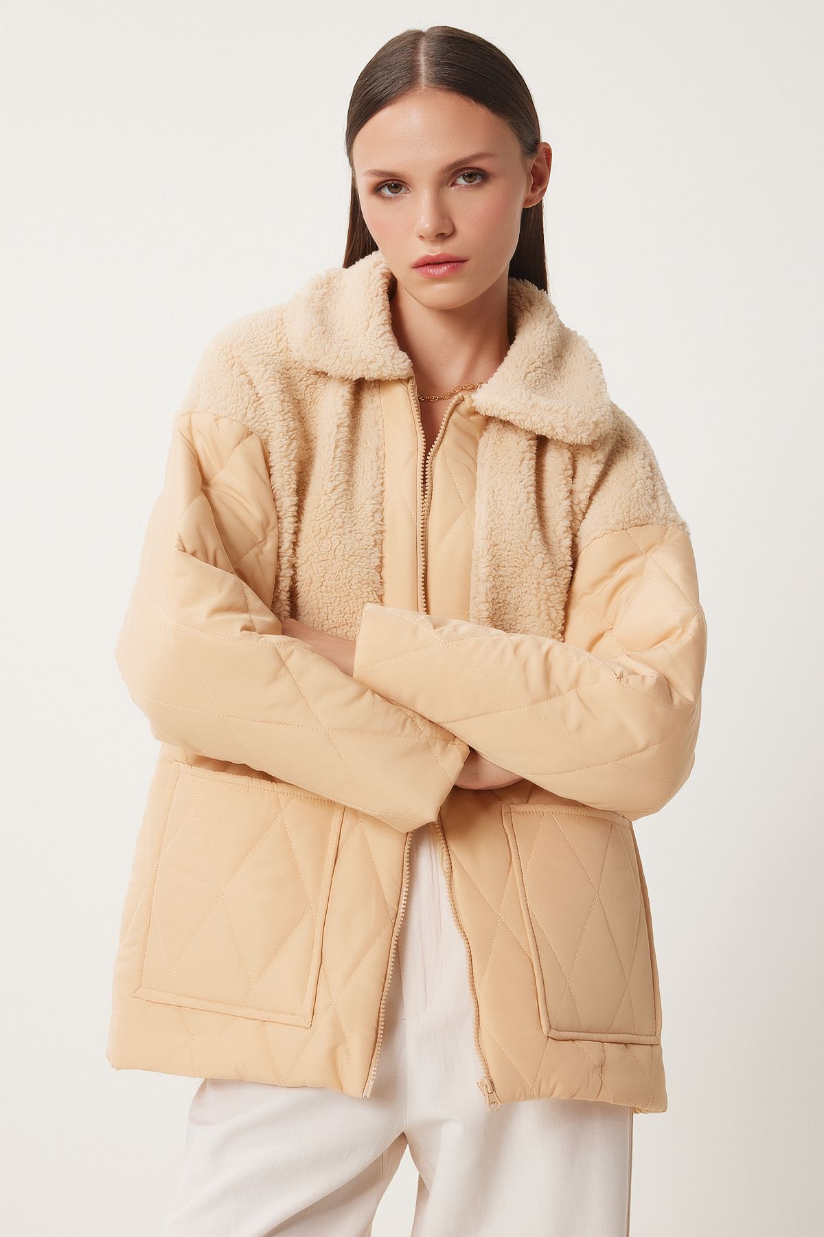 Latte Peluş Detaylı Kapitone Mont DD01284