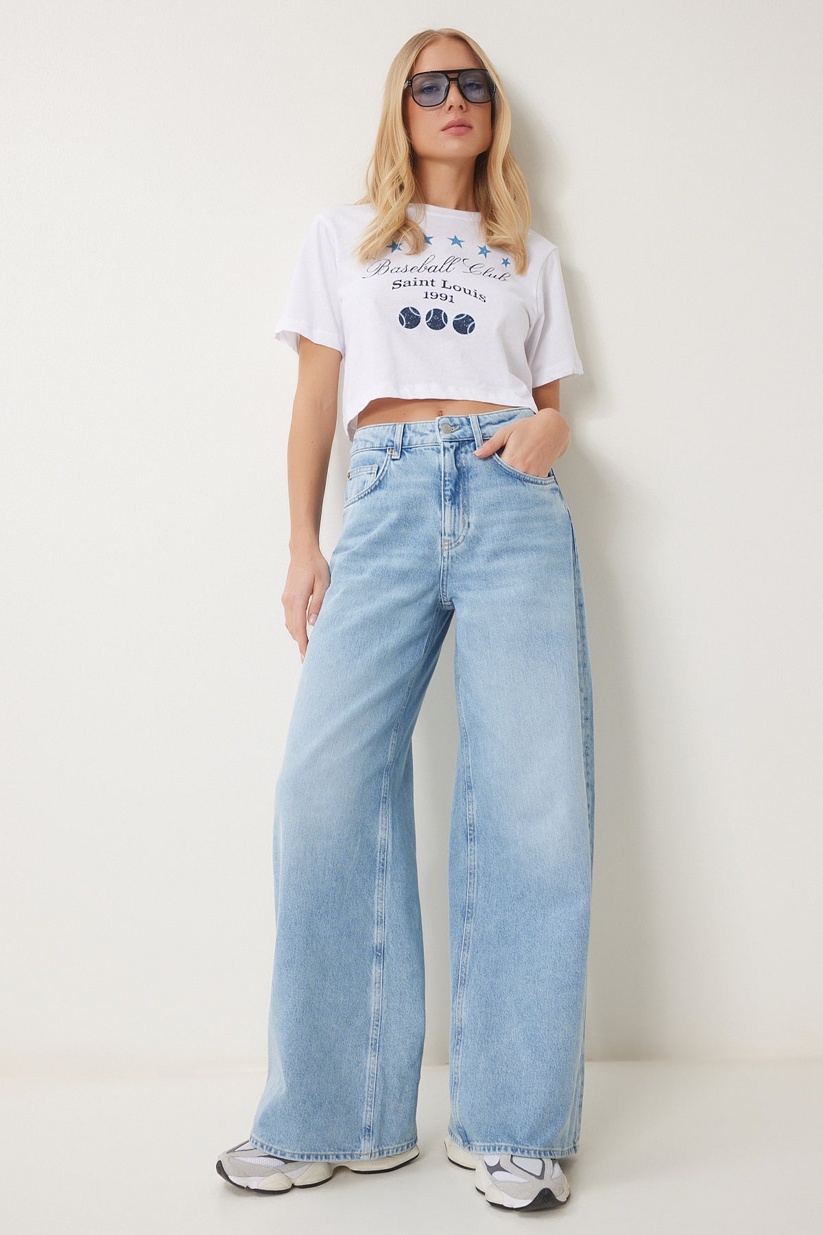 Mavi Yüksek Bel Geniş Paça Jeans UT00028