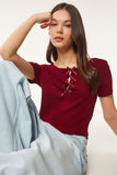 Bordo Fiyonklu Örme T-Shirt MC00296