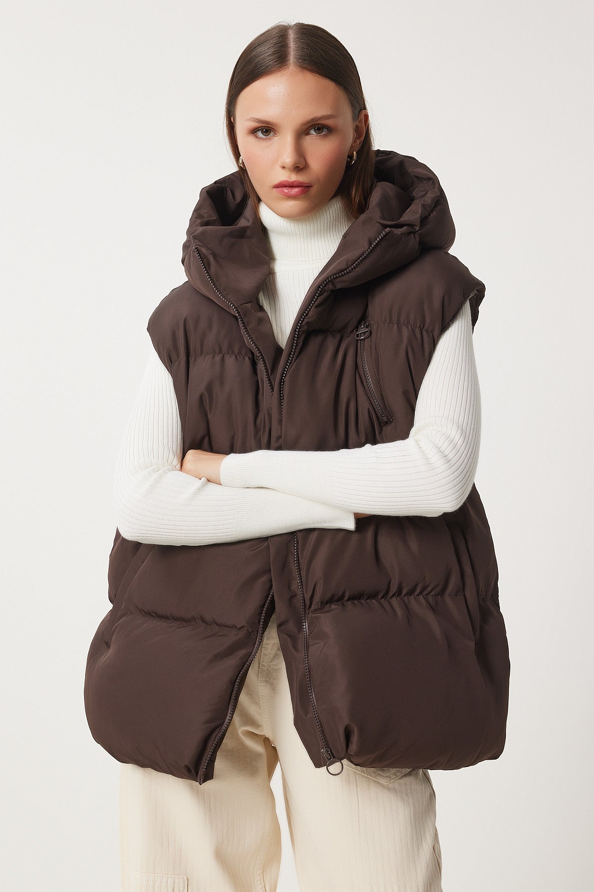 Kahverengi Kapüşonlu Oversize Uzun Şişme Yelek CI00017