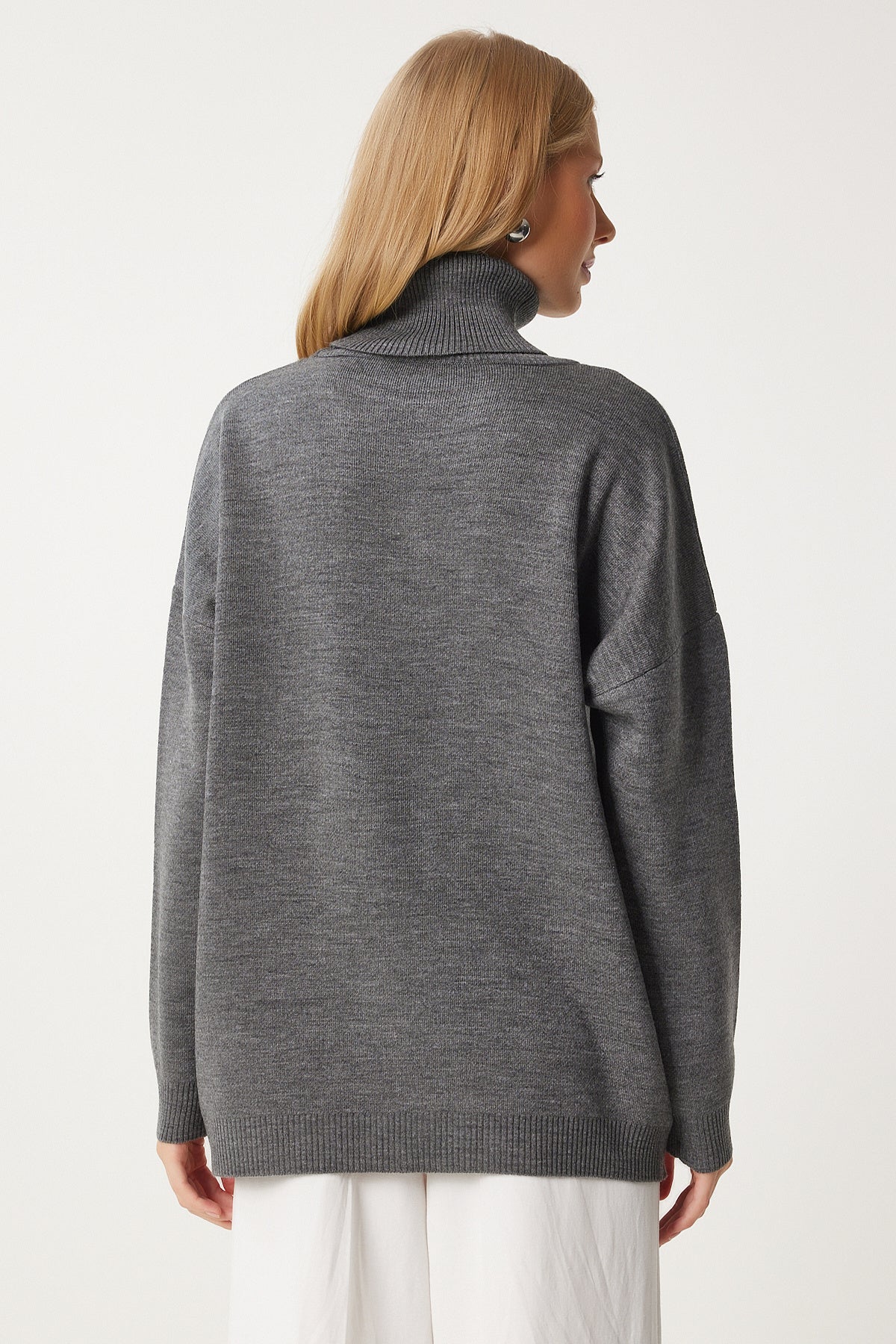 Gri Balıkçı Yaka Oversize Triko Kazak BV00084
