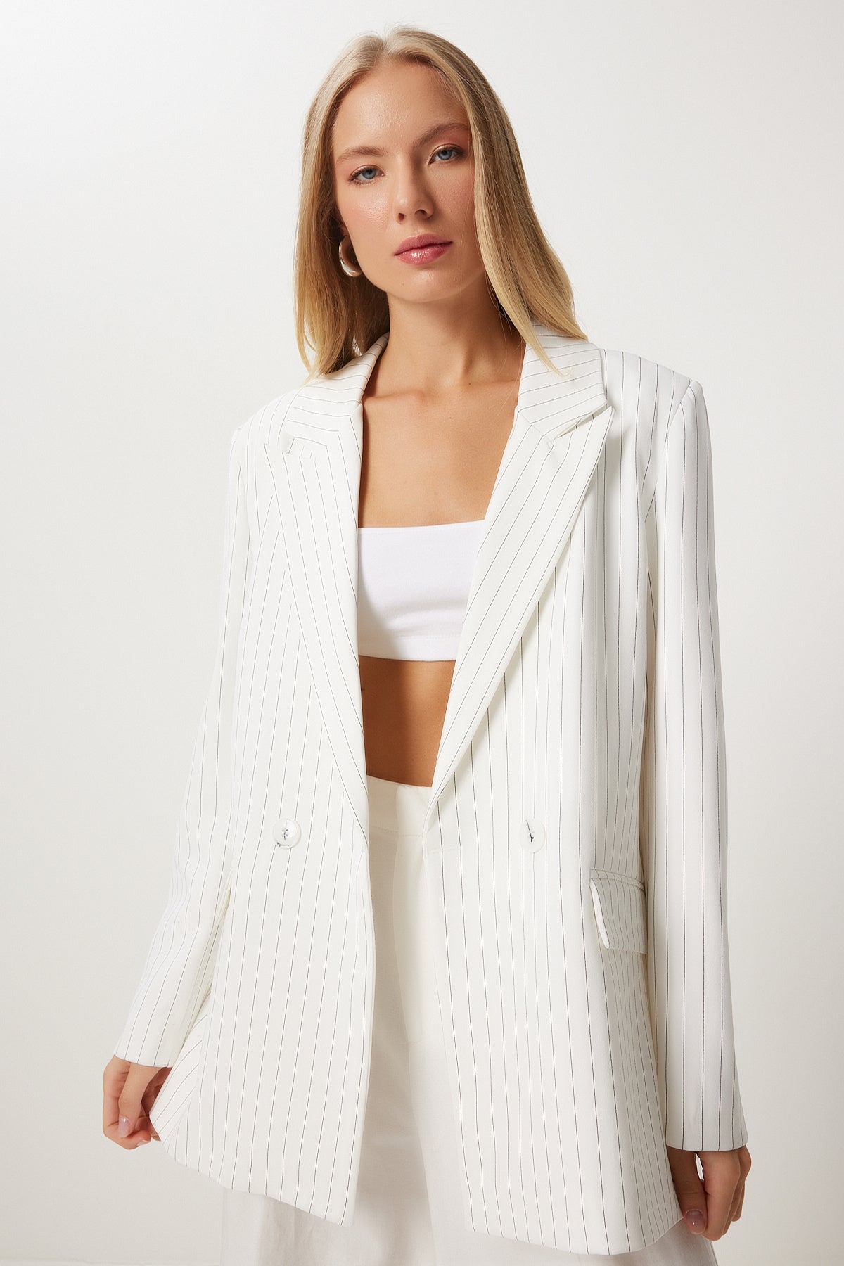 Ekru İnce Çizgili Oversize Kruvaze Ceket TO00152