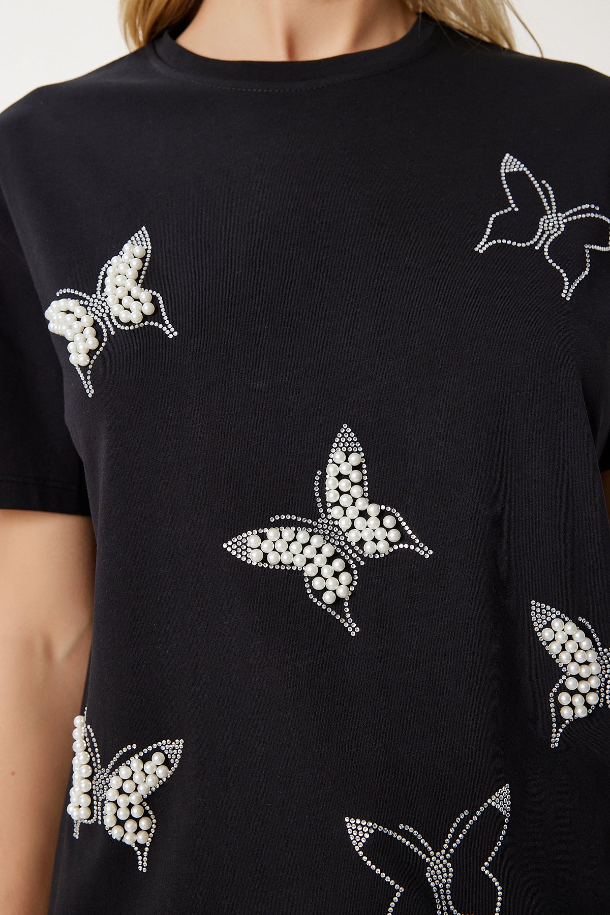 Siyah İncili Kelebek Taşlı Örme T-Shirt MP00033