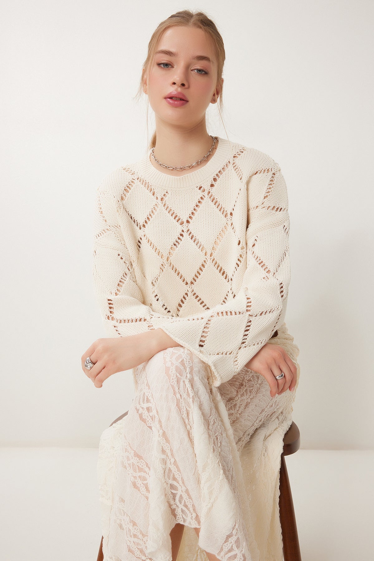 Krem İspanyol Kol Ajurlu Crop Triko Kazak DM00105