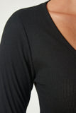 Siyah Beyaz V Yaka 2'Li Paket Crop Örme Bluz UB00202