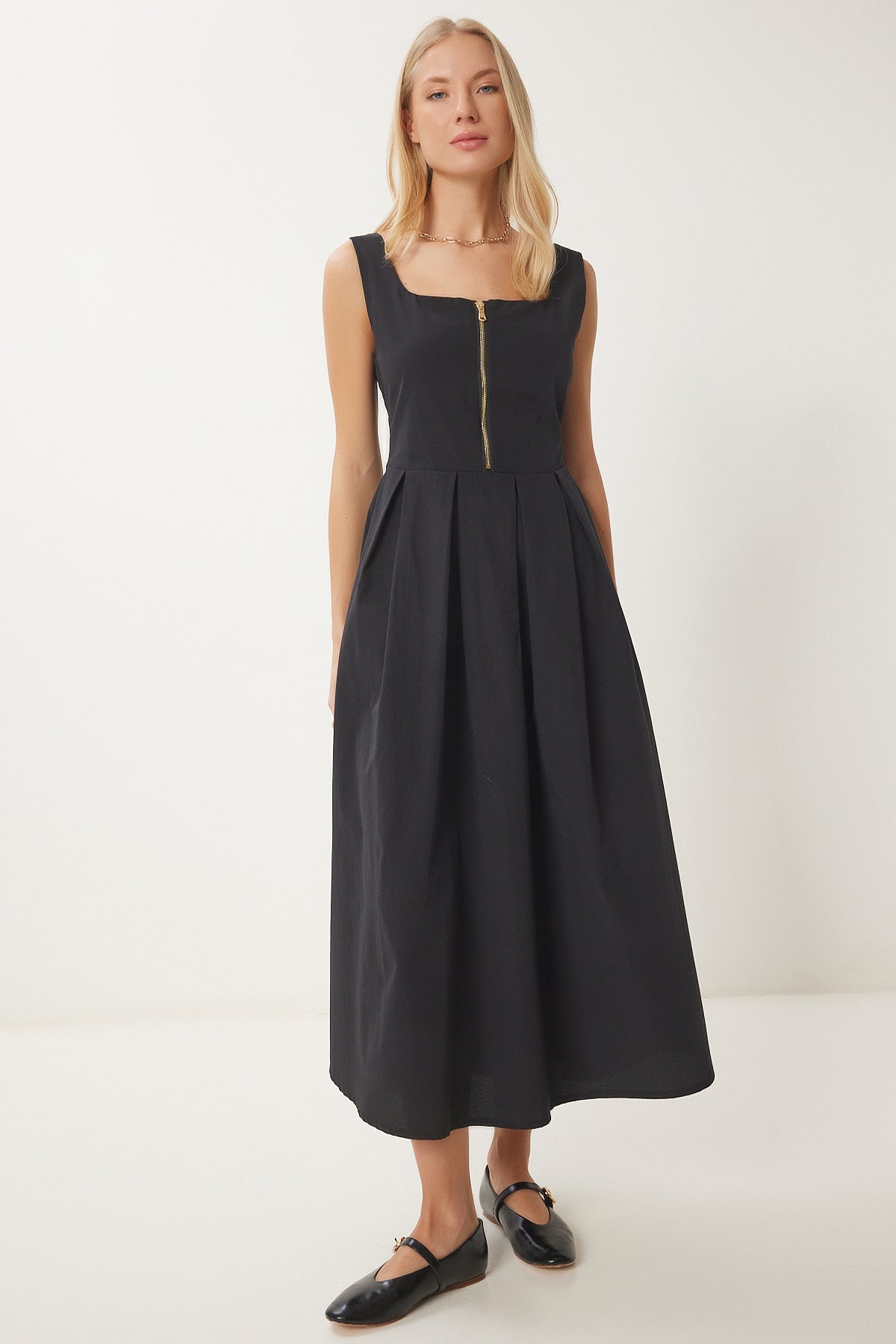 Siyah Fermuar Detaylı Midi Poplin Elbise UB00340