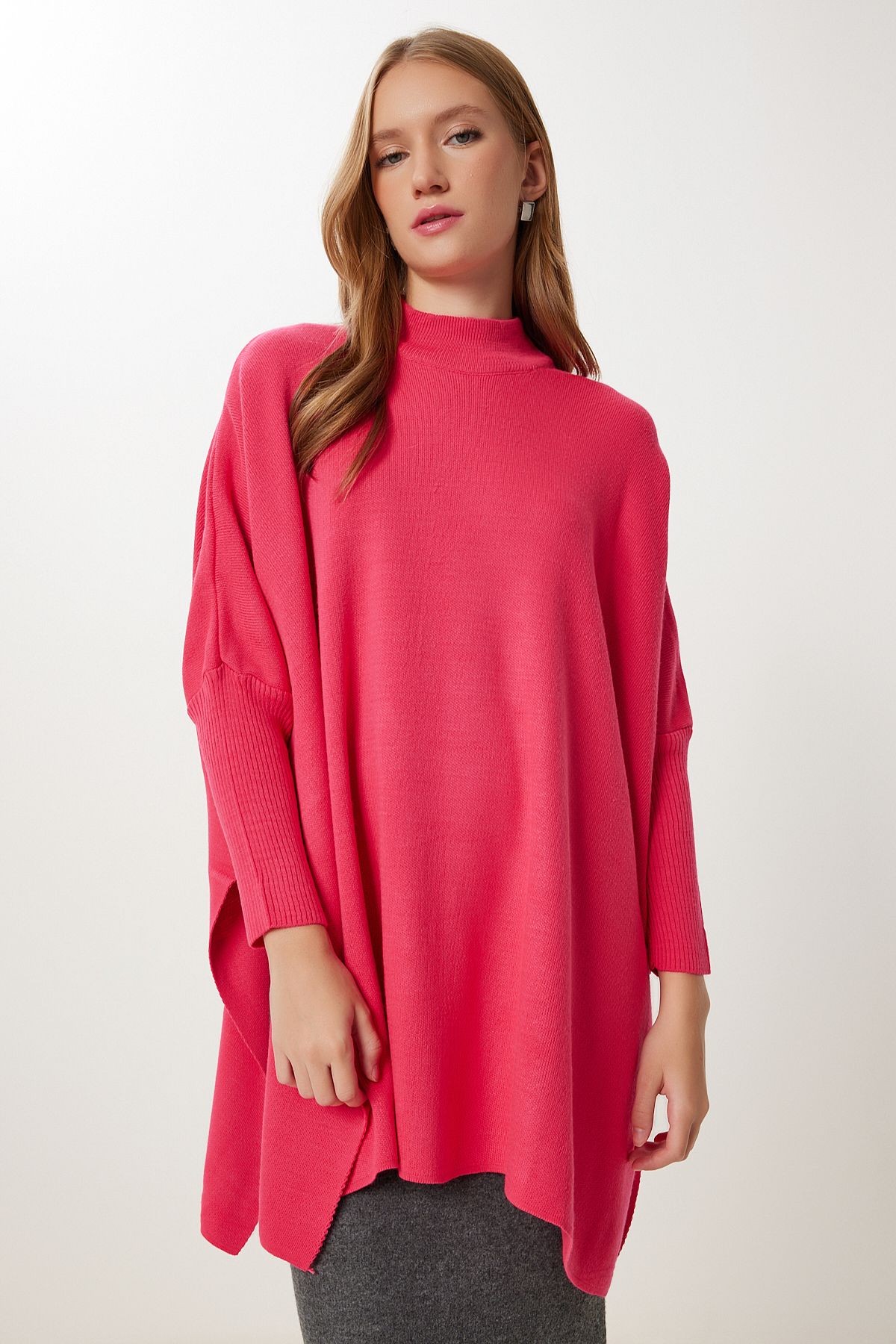 Koyu Pembe Yandan Yırtmaçlı Oversize Panço Kazak YY00005