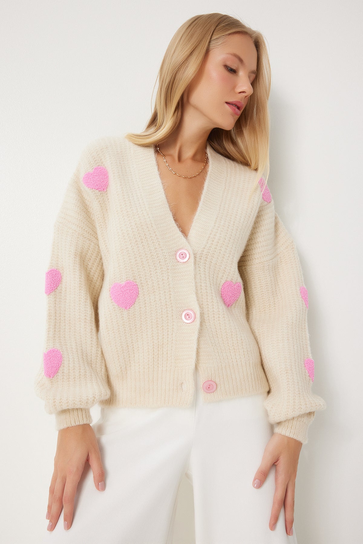 Bej Kalp Motifli Oversize Triko Hırka PF00084