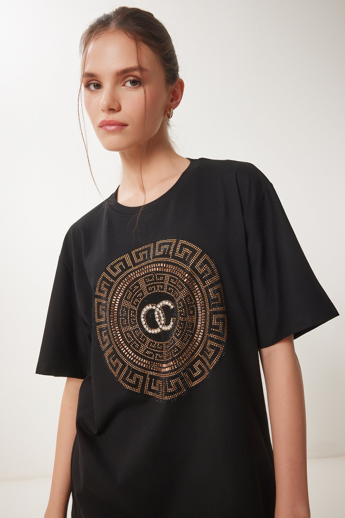 Siyah Şık Taşlı Örme T-Shirt BW00005