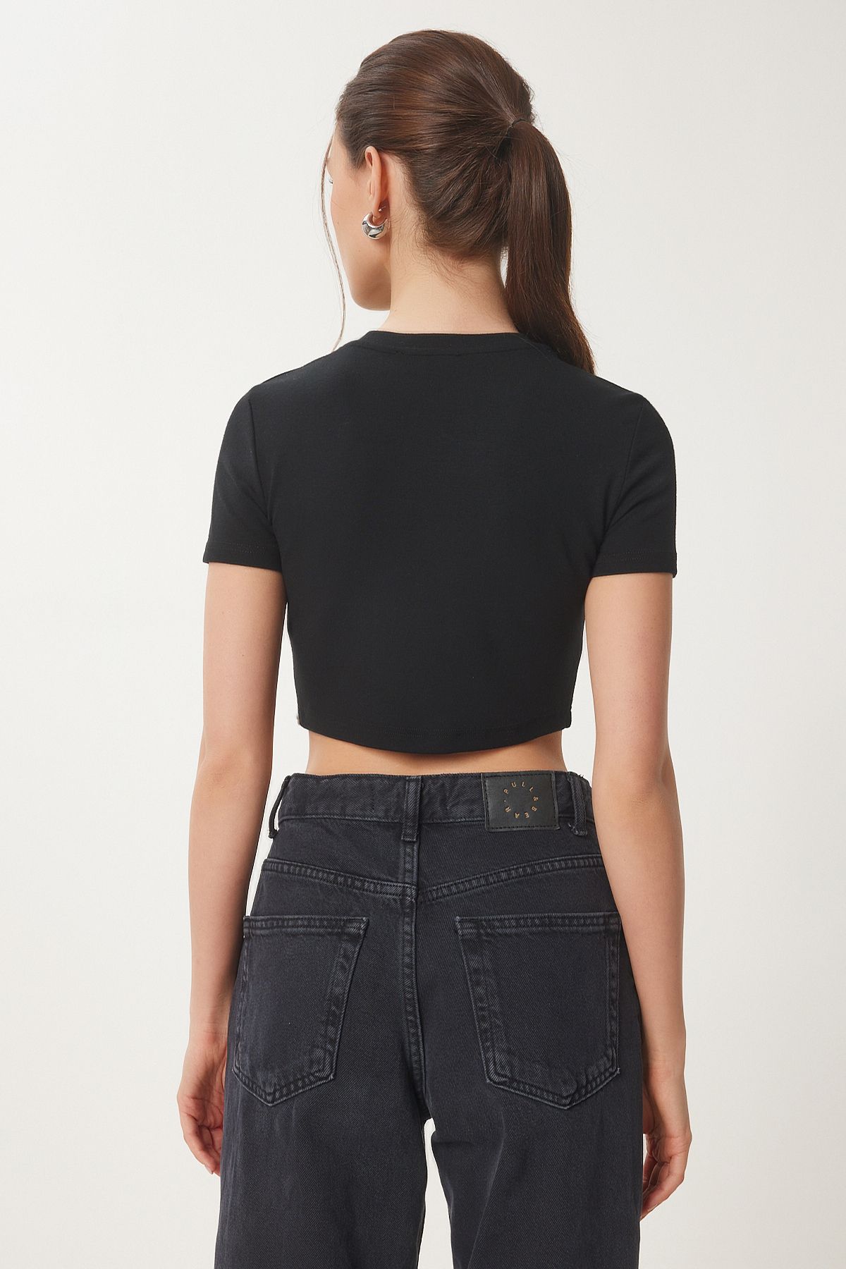 Siyah Şık Taşlı Kalp Detaylı Crop Örme Bluz KH00101