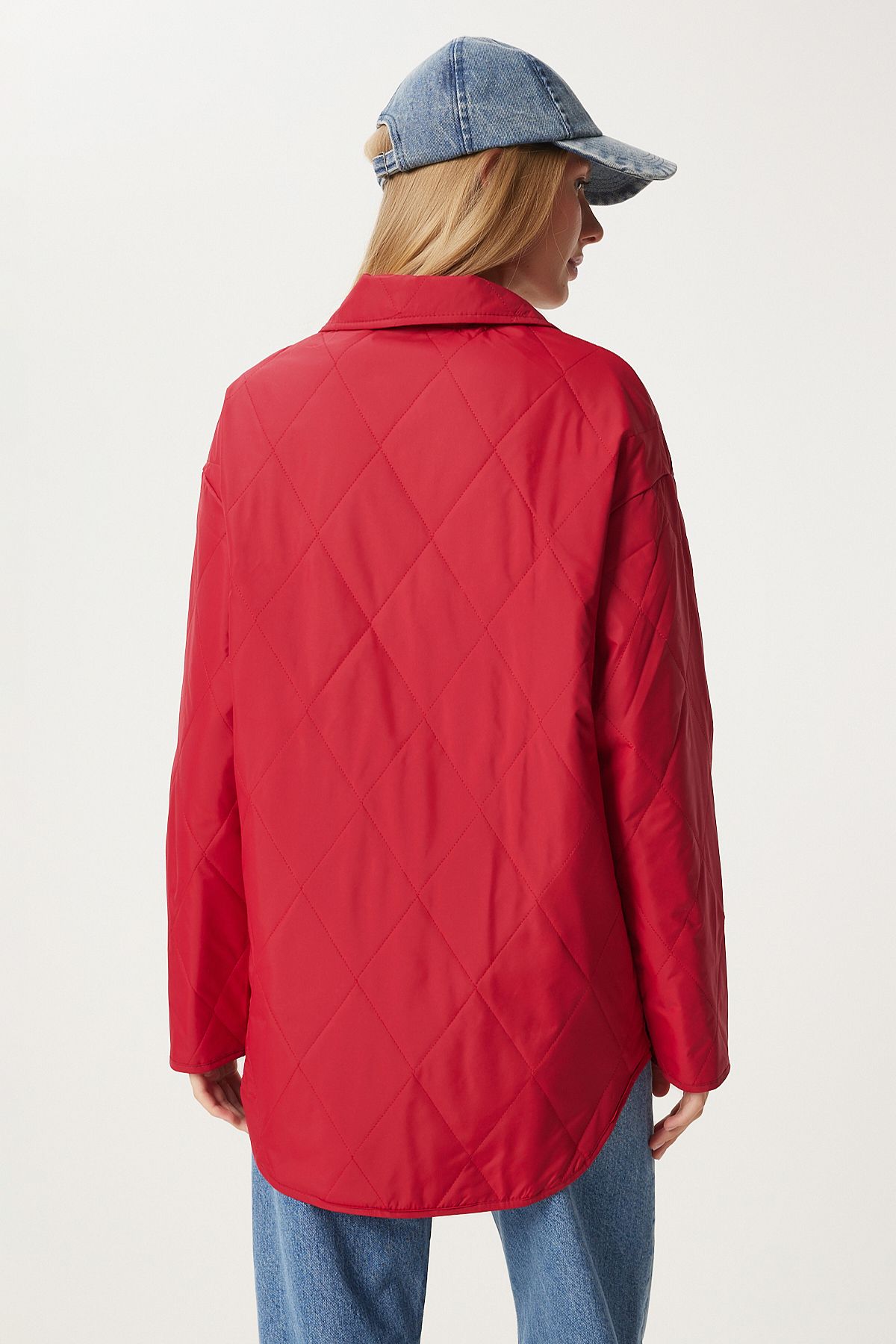 Kırmızı Cepli Oversize Kapitone Mont FO00001