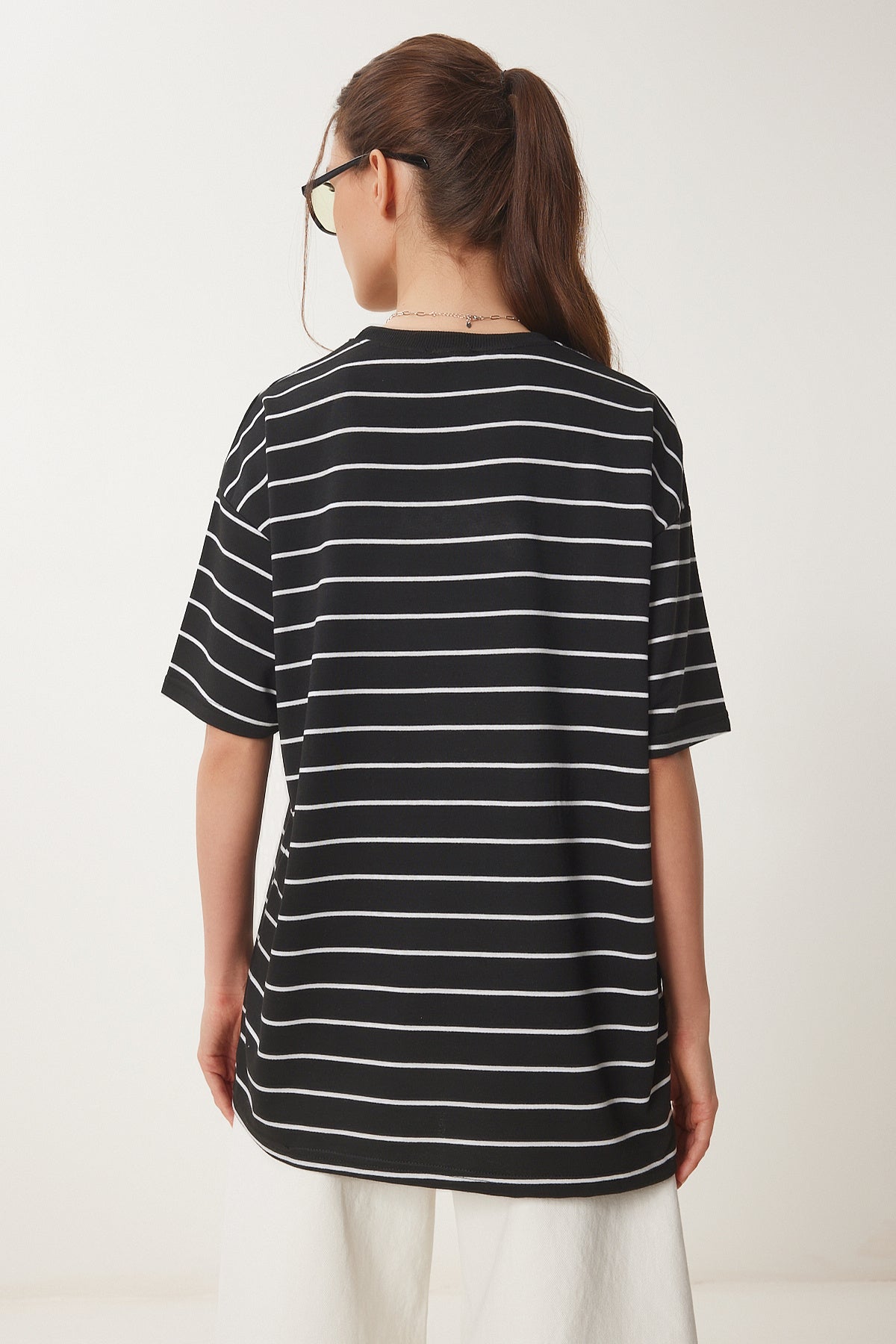 Siyah Çizgili Oversize Örme T-Shirt ZV00285