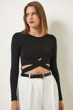 Siyah Cut Out Detaylı Crop Bluz CE00091