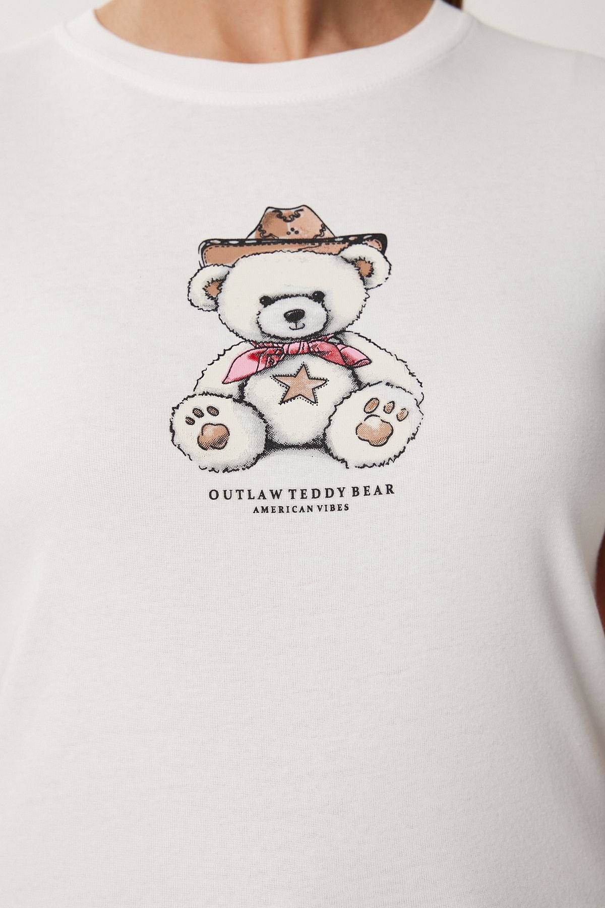 Ekru Ayıcık Baskılı Pamuklu Örme T-Shirt UB00404