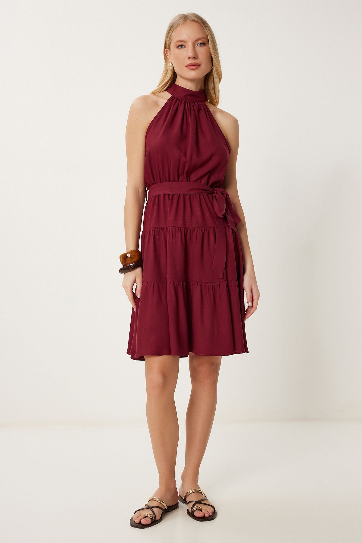 Bordo Halter Yaka Volanlı Viskon Elbise AN00254