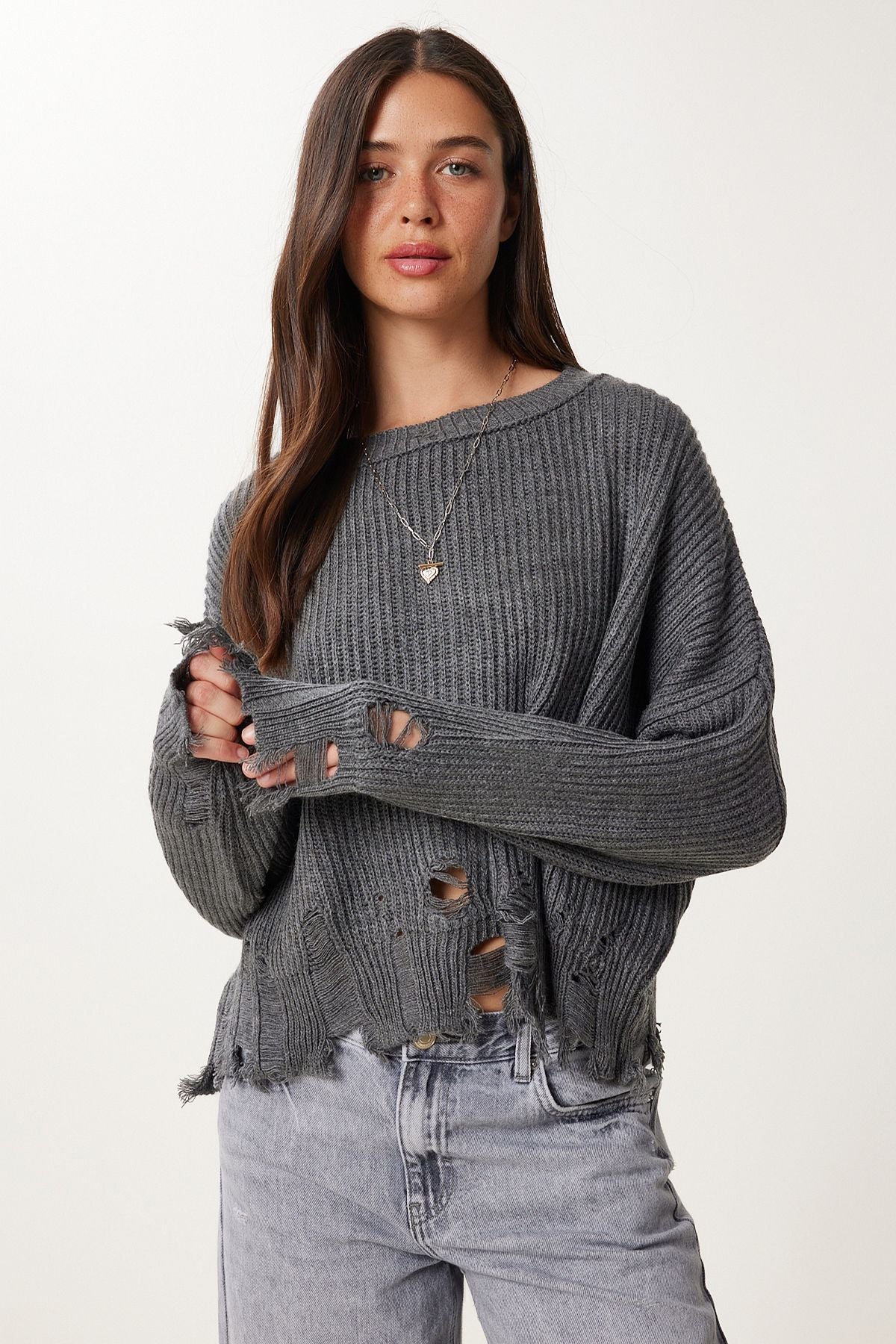 Gri Yırtık Detaylı Oversize Triko Kazak ki00098