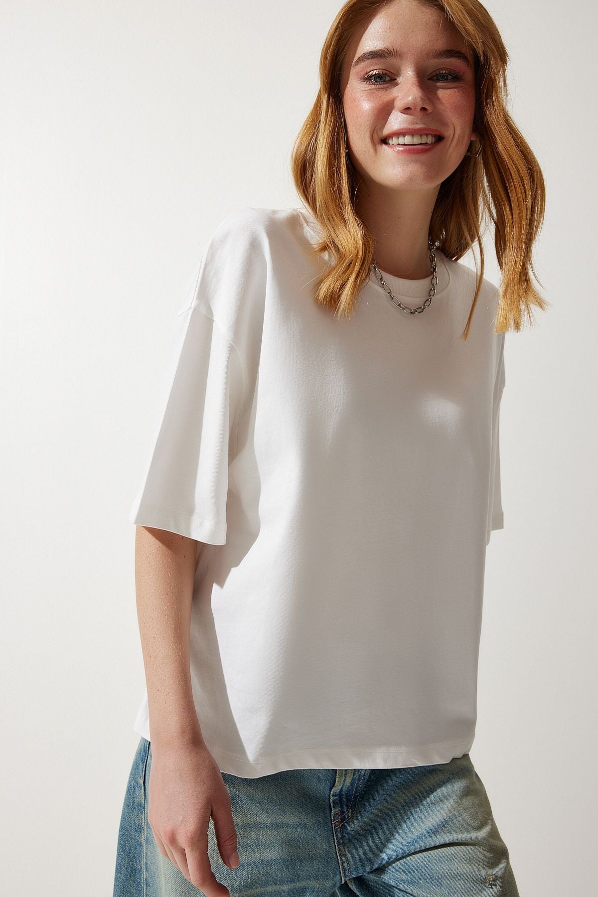 Kırık Beyaz Premium Bisiklet Yaka Oversize Örme T-Shirt AH00160