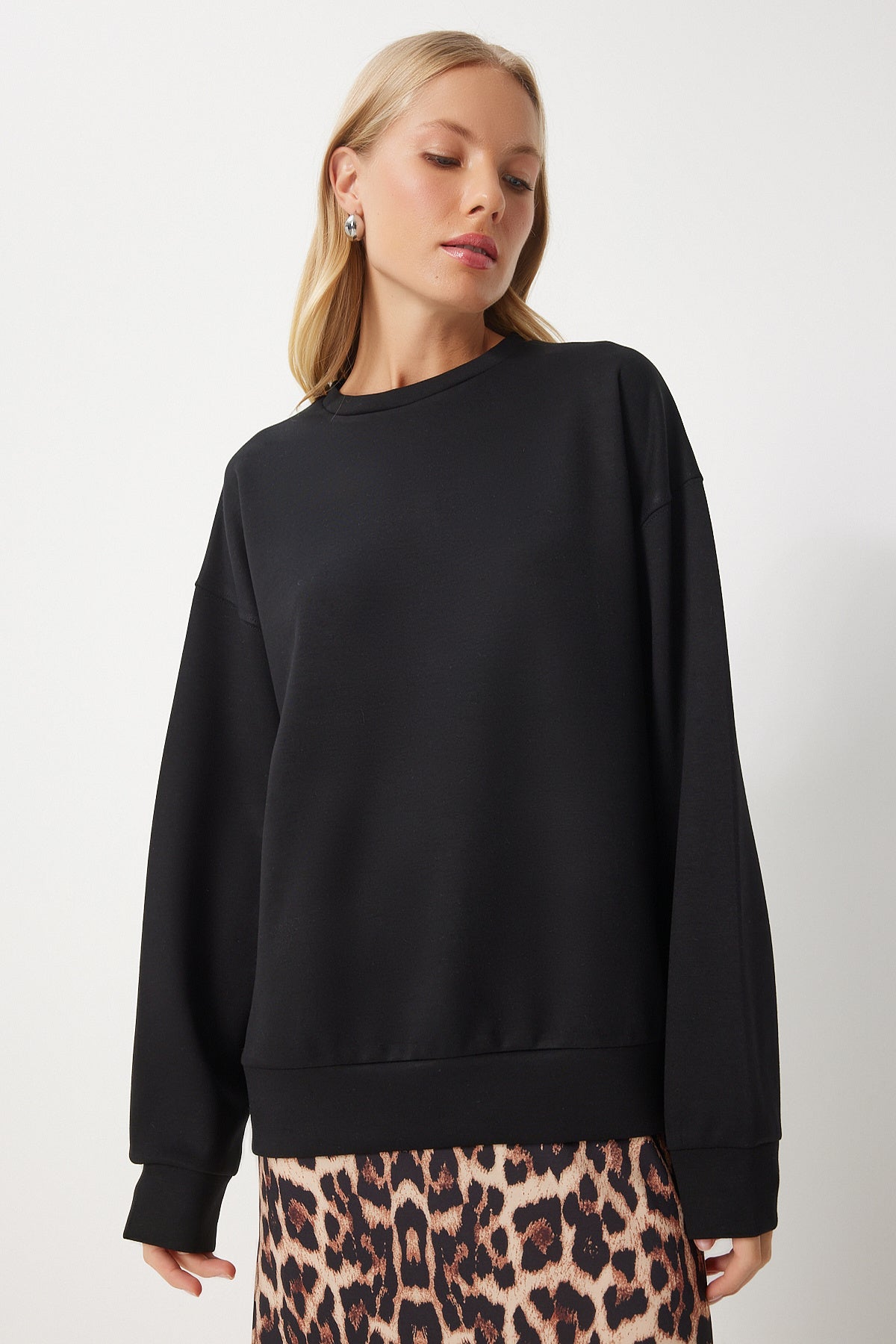 Siyah Basic Mevsimlik Modal Örme Sweatshirt AN00212