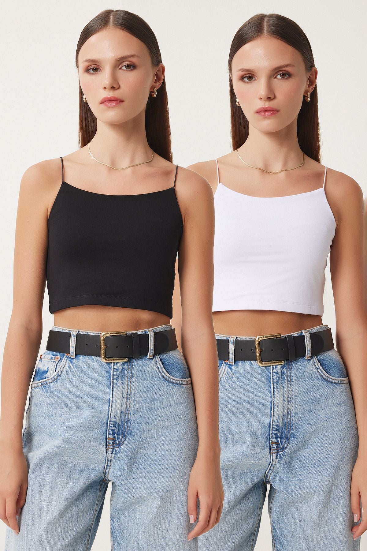 Siyah Beyaz İp Askılı 2'li Paket Örme Bluz DI00007