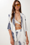 Ekru Lacivert Desenli Krinkıl Örme Kimono Pantolon Takım İY00006