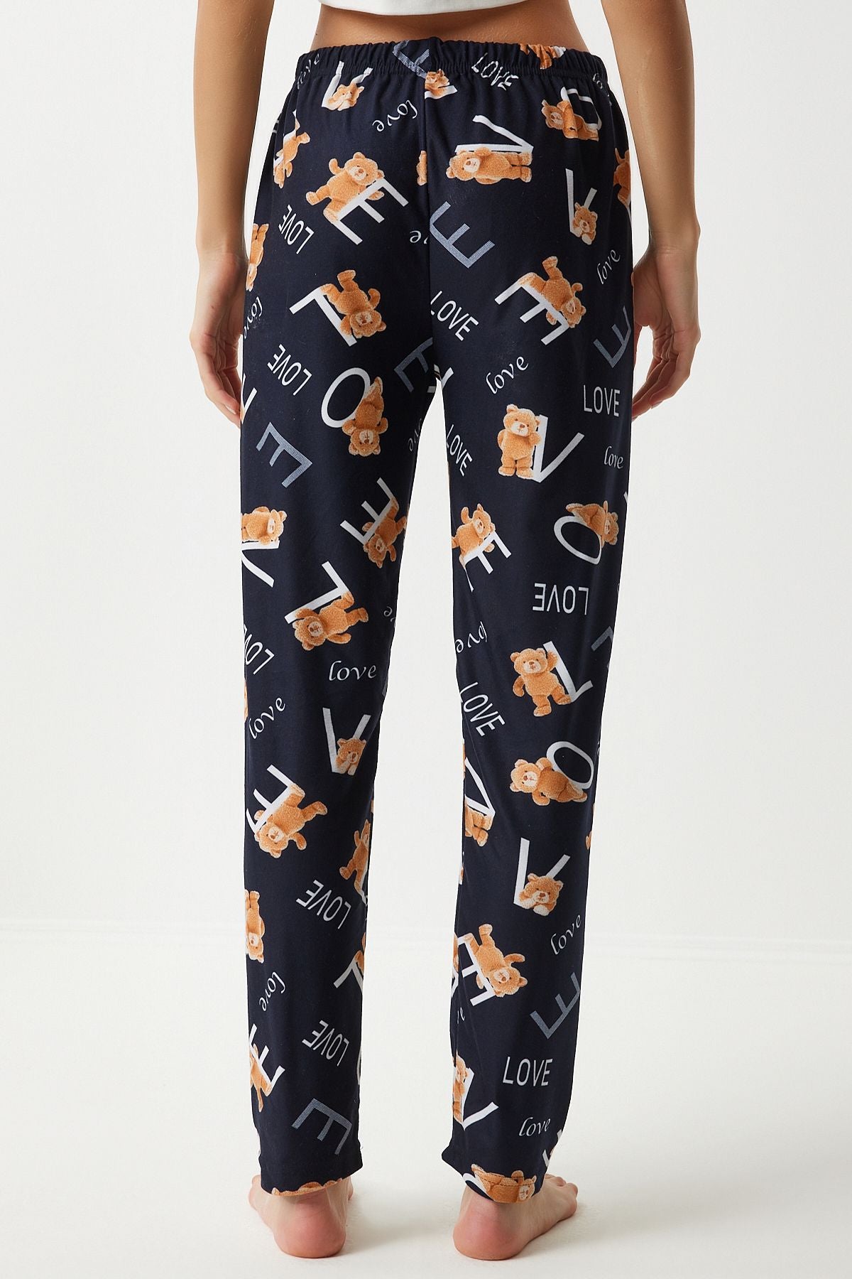 Canlı Siyah Desenli Yumuşak Dokulu Örme Pijama GF00002