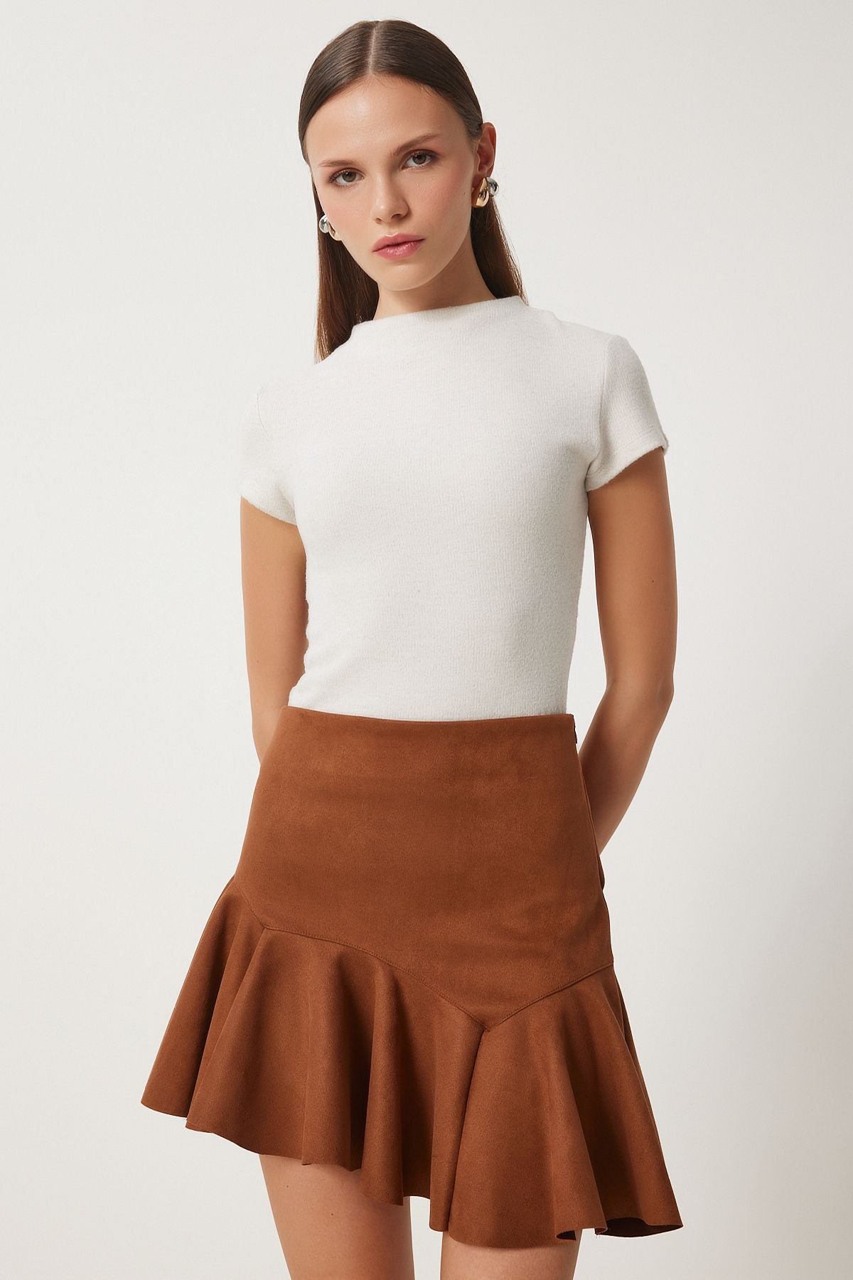 Taba Volanlı Asimetrik Mini Süet Etek US00942