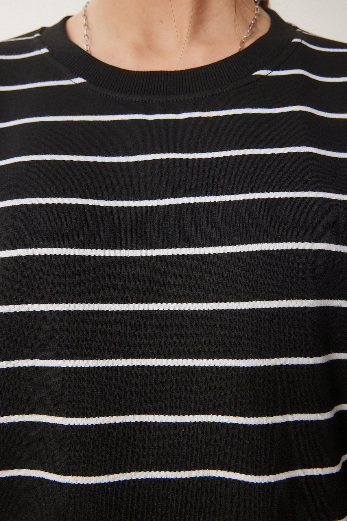 Siyah Çizgili Oversize Örme T-Shirt ZV00285