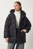 Siyah Kapüşonlu Oversize Şişme Mont RV00002