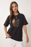 Siyah Taş Detaylı Baskılı Örme T-Shirt BW00004