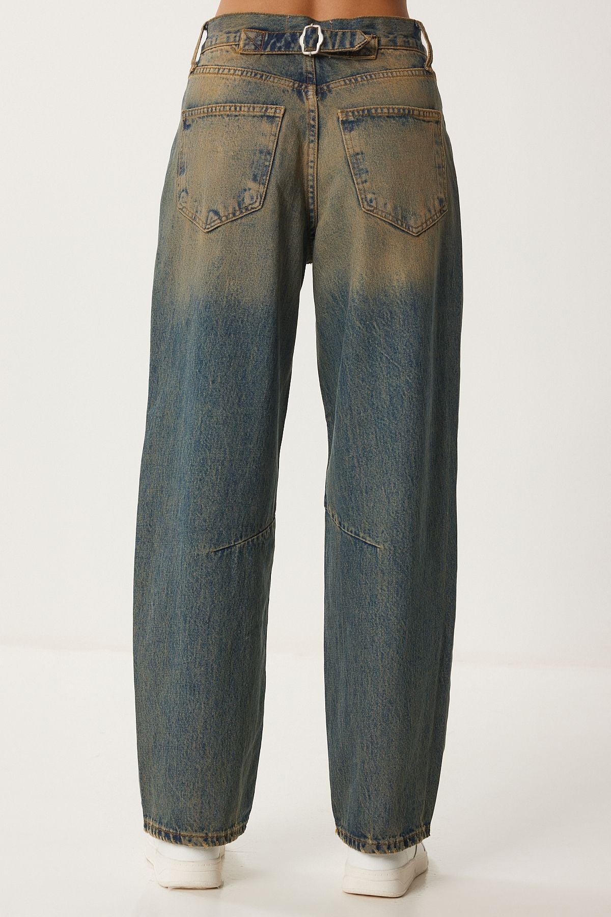 Koyu Mavi Yüksek Bel Soluk Efektli Baggy Jeans UT00027