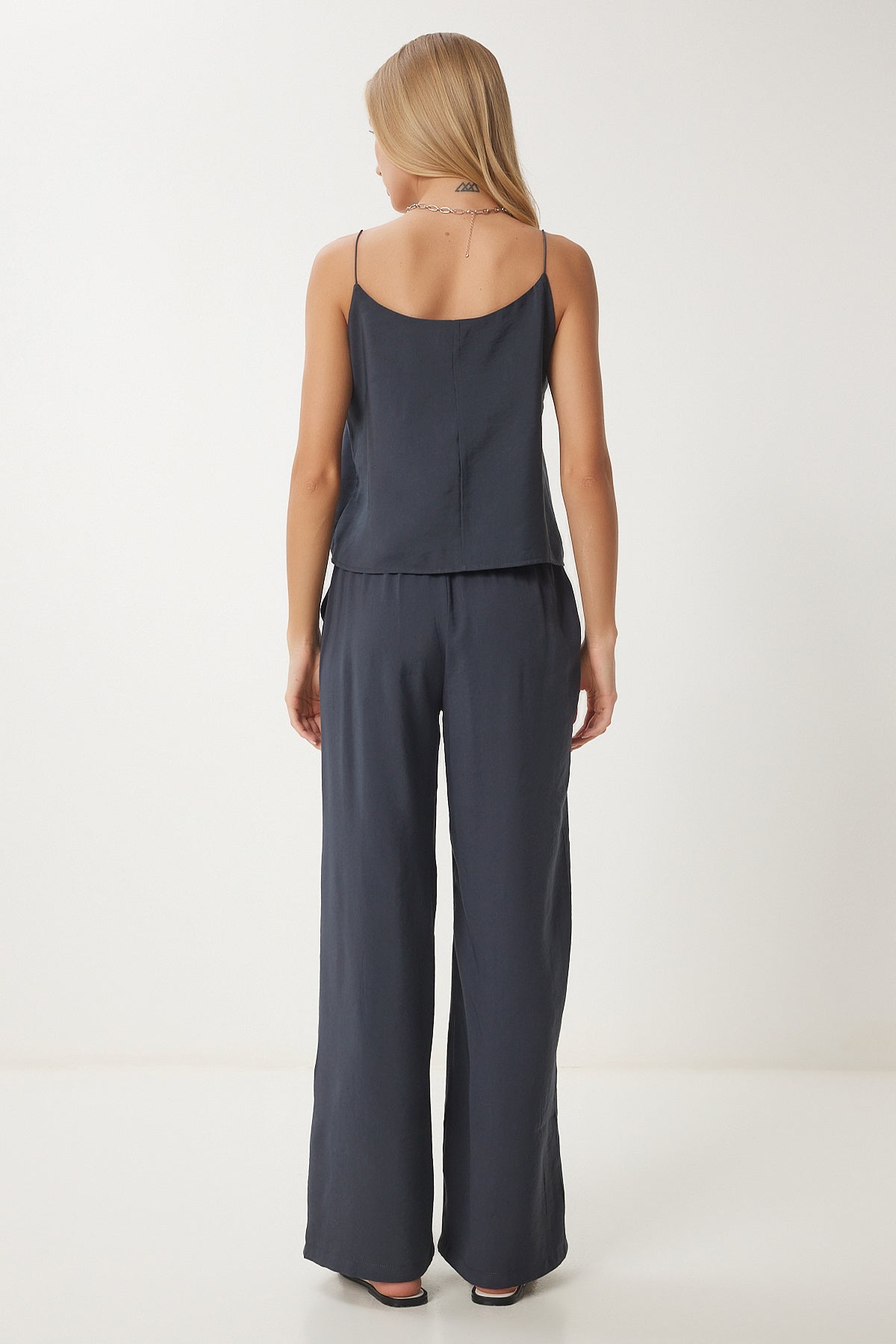 Antrasit Askılı Dokuma Bluz Pantolon Takım MC00293