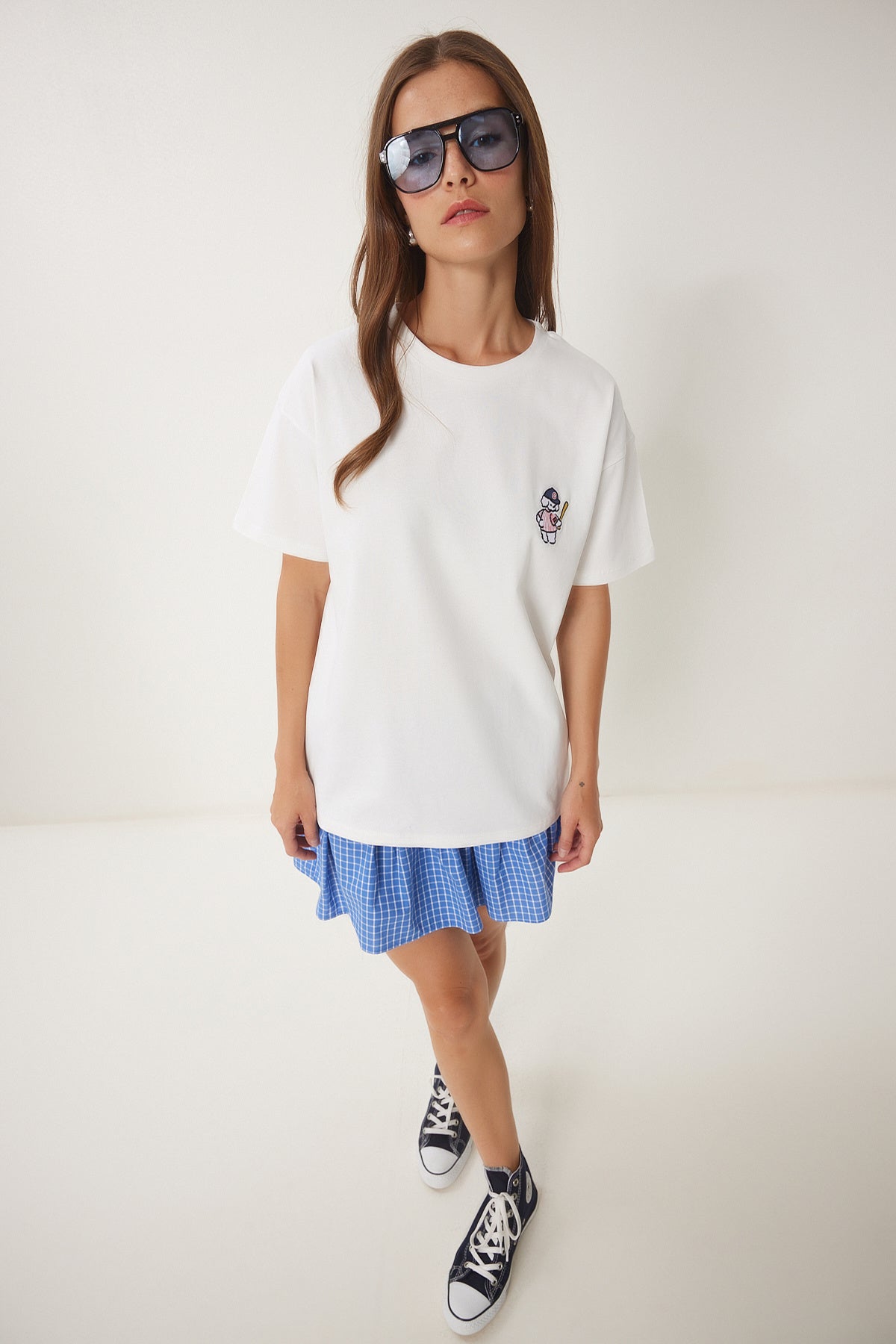 Ekru Ayıcık İşlemeli Pamuklu Örme T-Shirt CR00485
