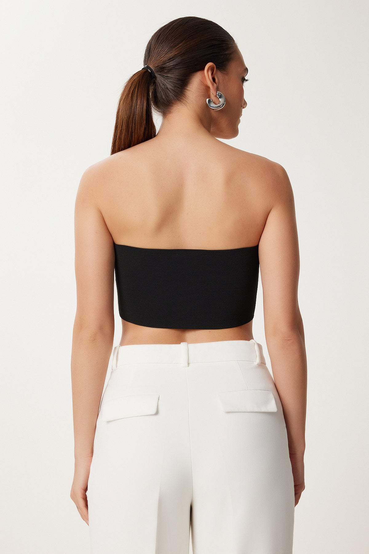 Siyah Tüy Detaylı Esnek Crop Büstiyer NS00428