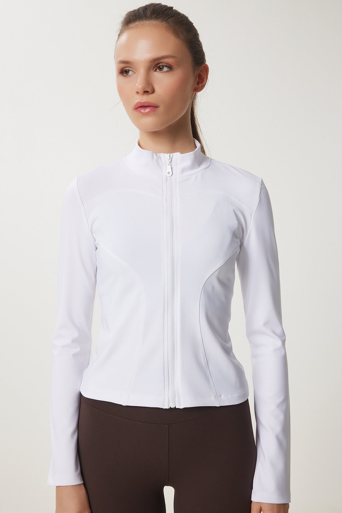 Beyaz Saran Fermuarlı Dik Yaka Örme Sweatshirt VX00005