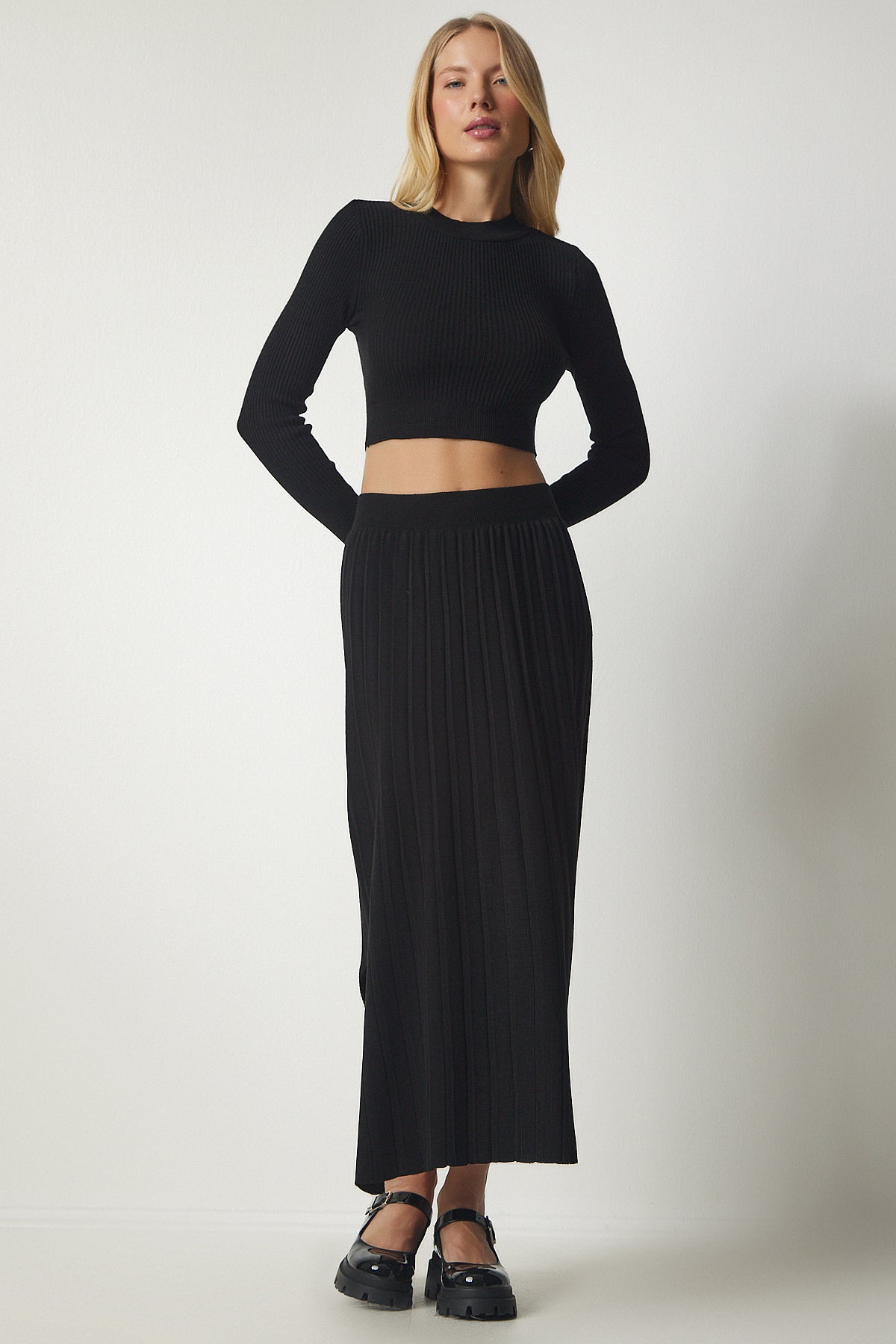 Siyah Fitilli Triko Crop Etek Takım Kİ00106