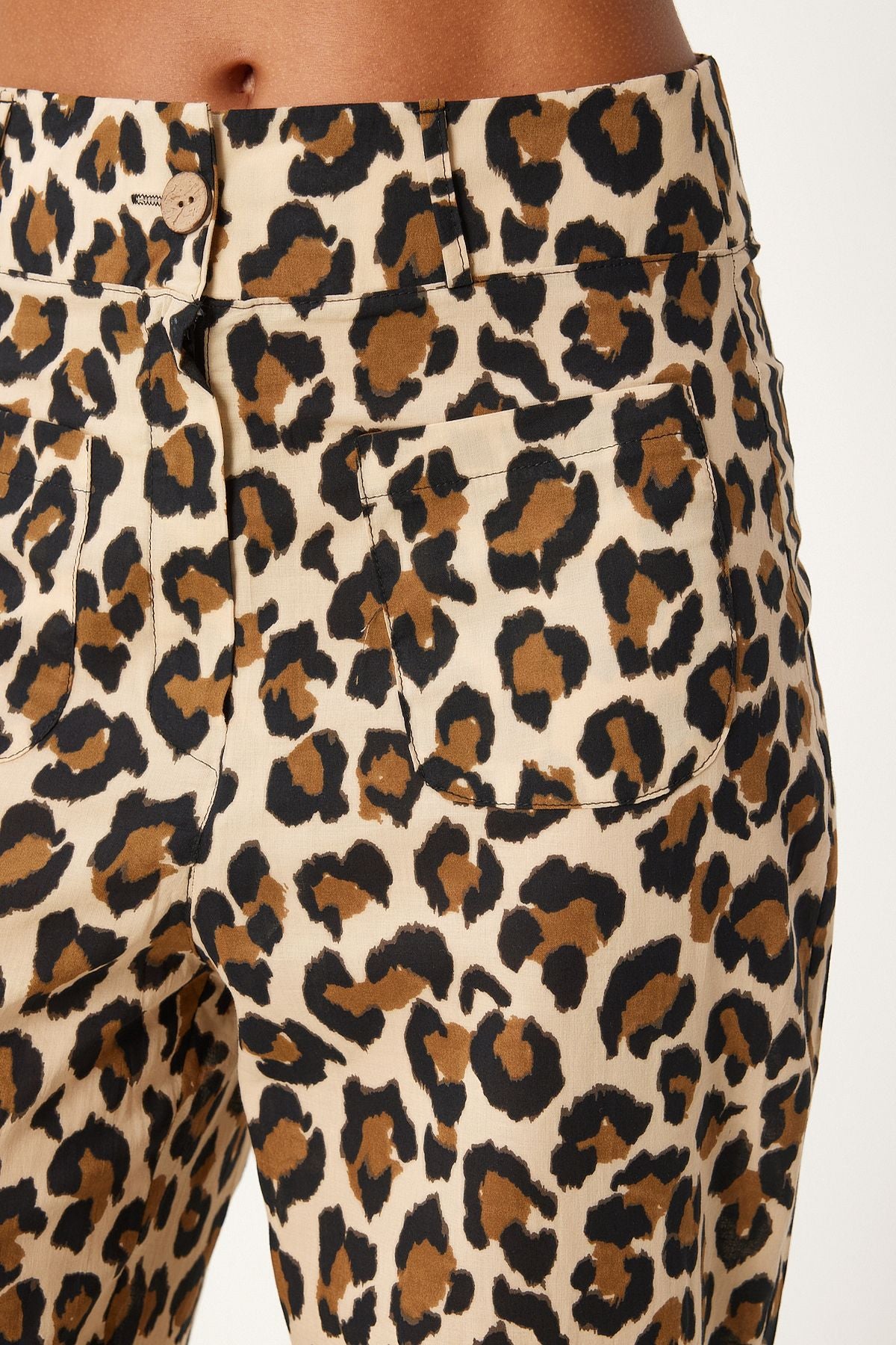 Krem Kahverengi Leopar Desenli Kolsuz Bluz Pantolon Dokuma Takım WF00082