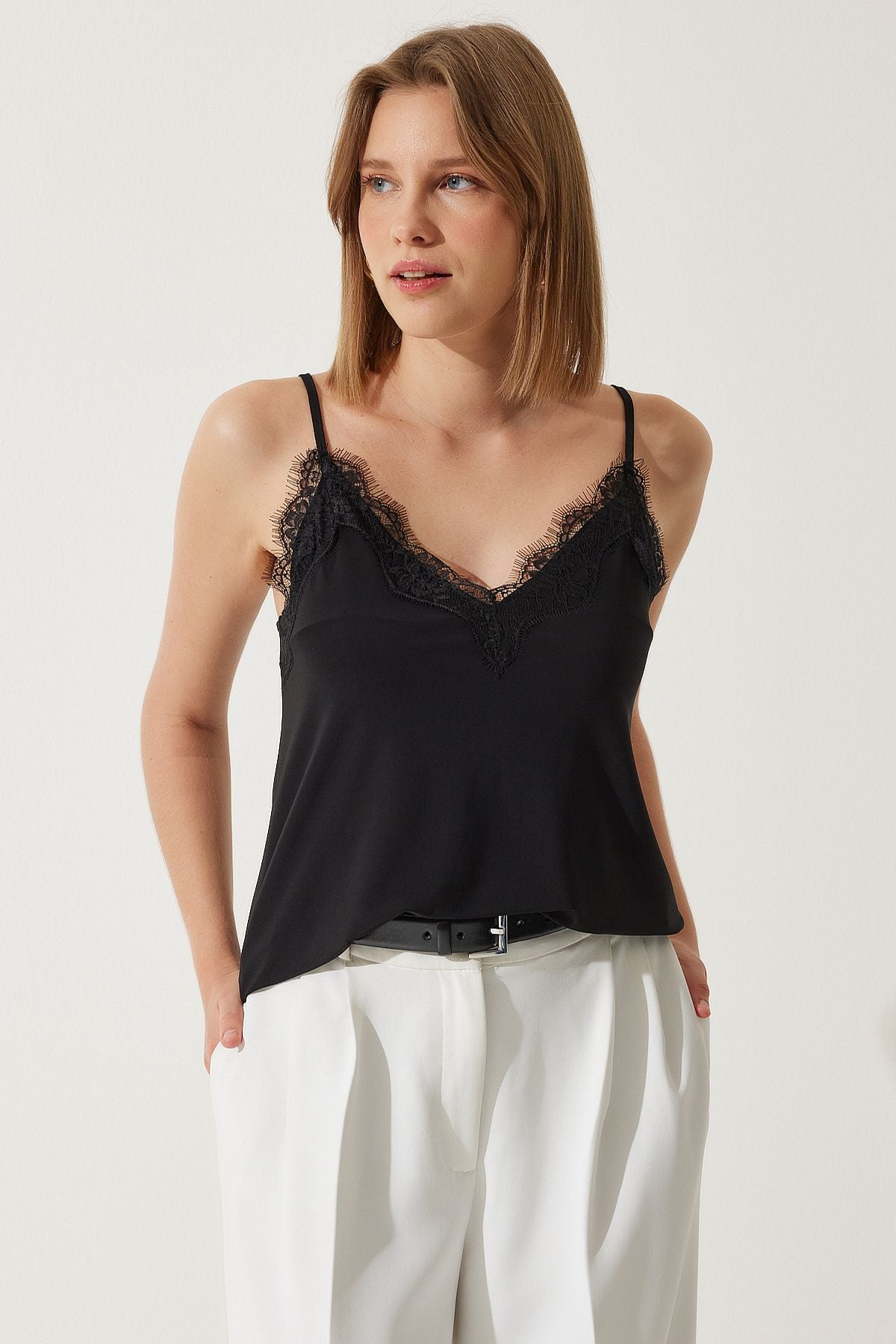 Siyah Dantelli Örme Bluz RX00006